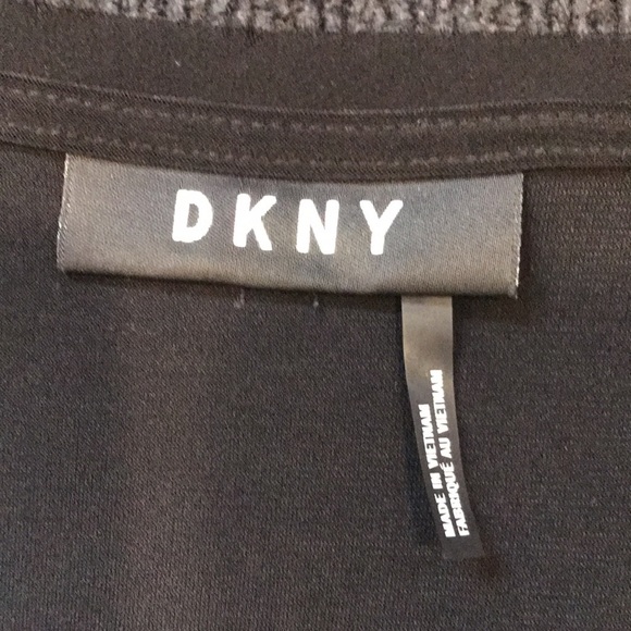 DKNY Black Floral Front Oversized Long Sleeve Top-No Size Tag See Measurements - Picture 8 of 11